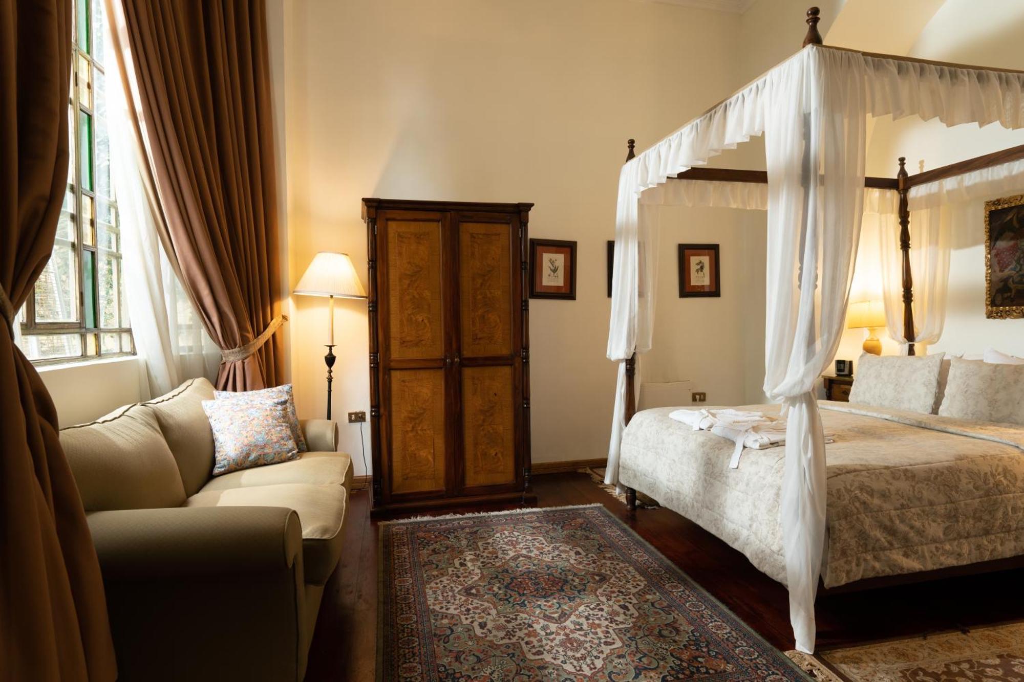 מלון קואנקה Mansion Alcazar מראה חיצוני תמונה
